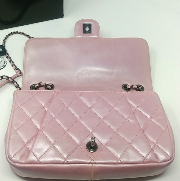 Auth CHANEL Metallic Pink MORE PHOTOS - Picture 2 of 8